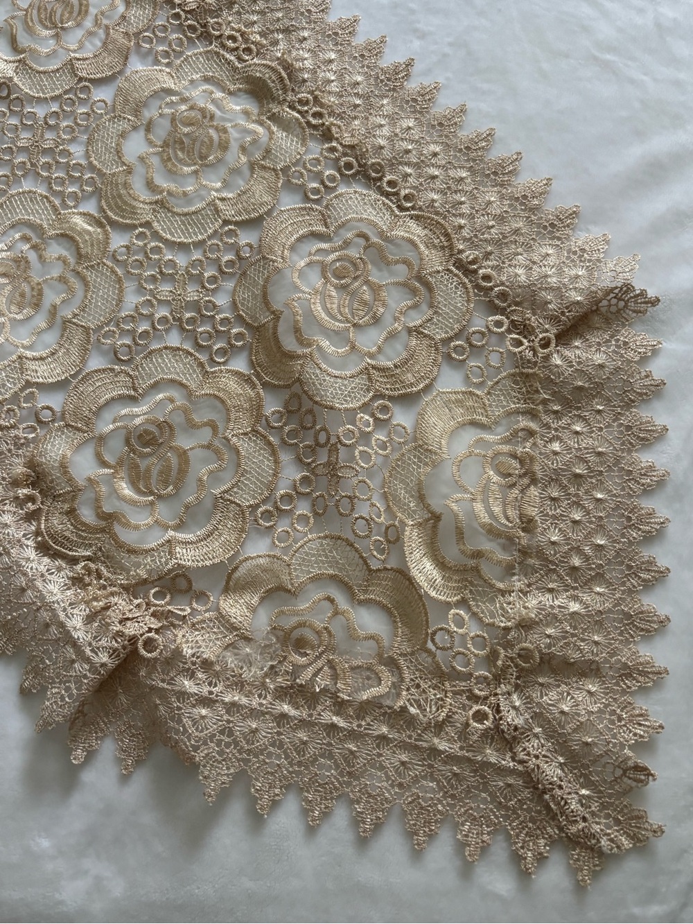 Vintage table runner - Picture 5 of 13